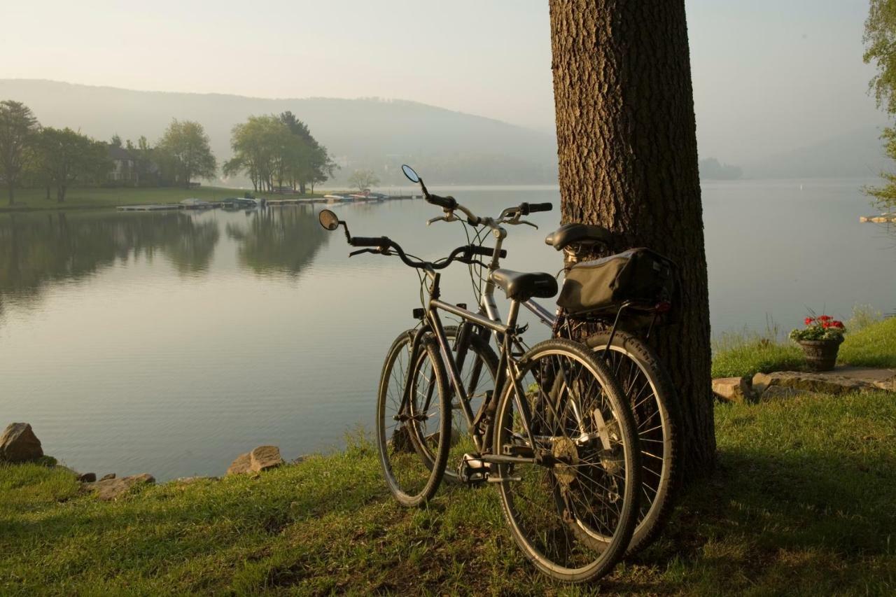 Lake Pointe Inn McHenry Buitenkant foto